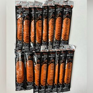 16 Packs Of 10  (160) Glow Stick Bracelets, Light Up Bracelets Patriotic NEW